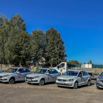 Автомобили